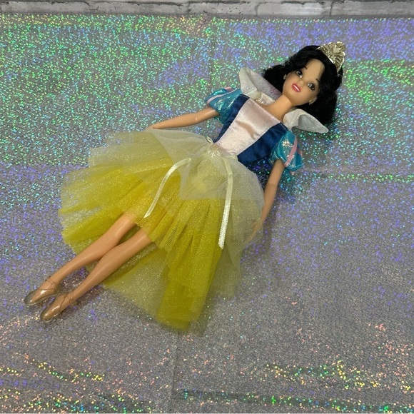 Disney PRINCESS SNOW WHITE Ballerina Disney Store Doll 2003 - Picture 8 of 12